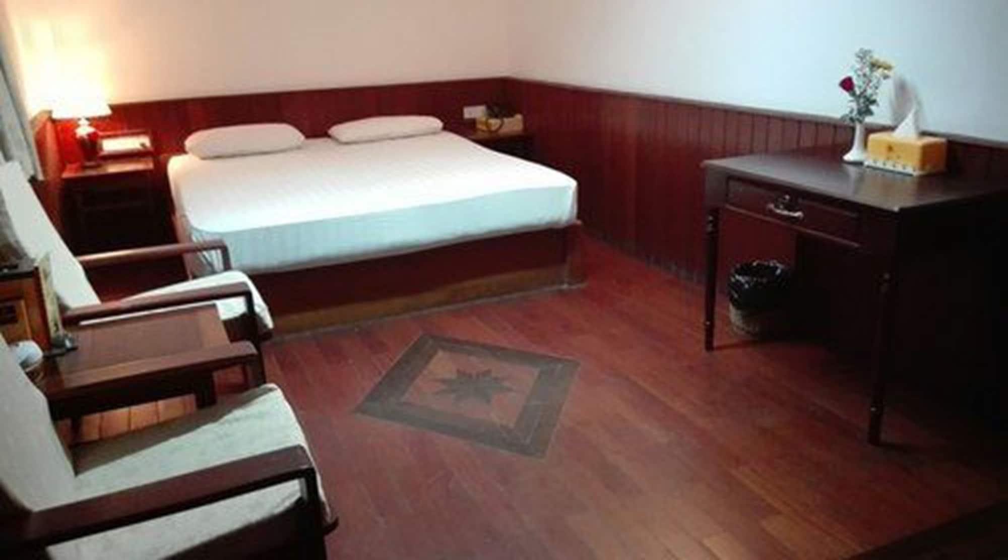 Airport Inn Gyogon Eksteriør billede